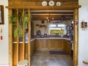 Kitchen- click for photo gallery